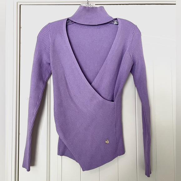 Milly Reversible Crossbody Sweater in Lilac Purple - Picture 3 of 7